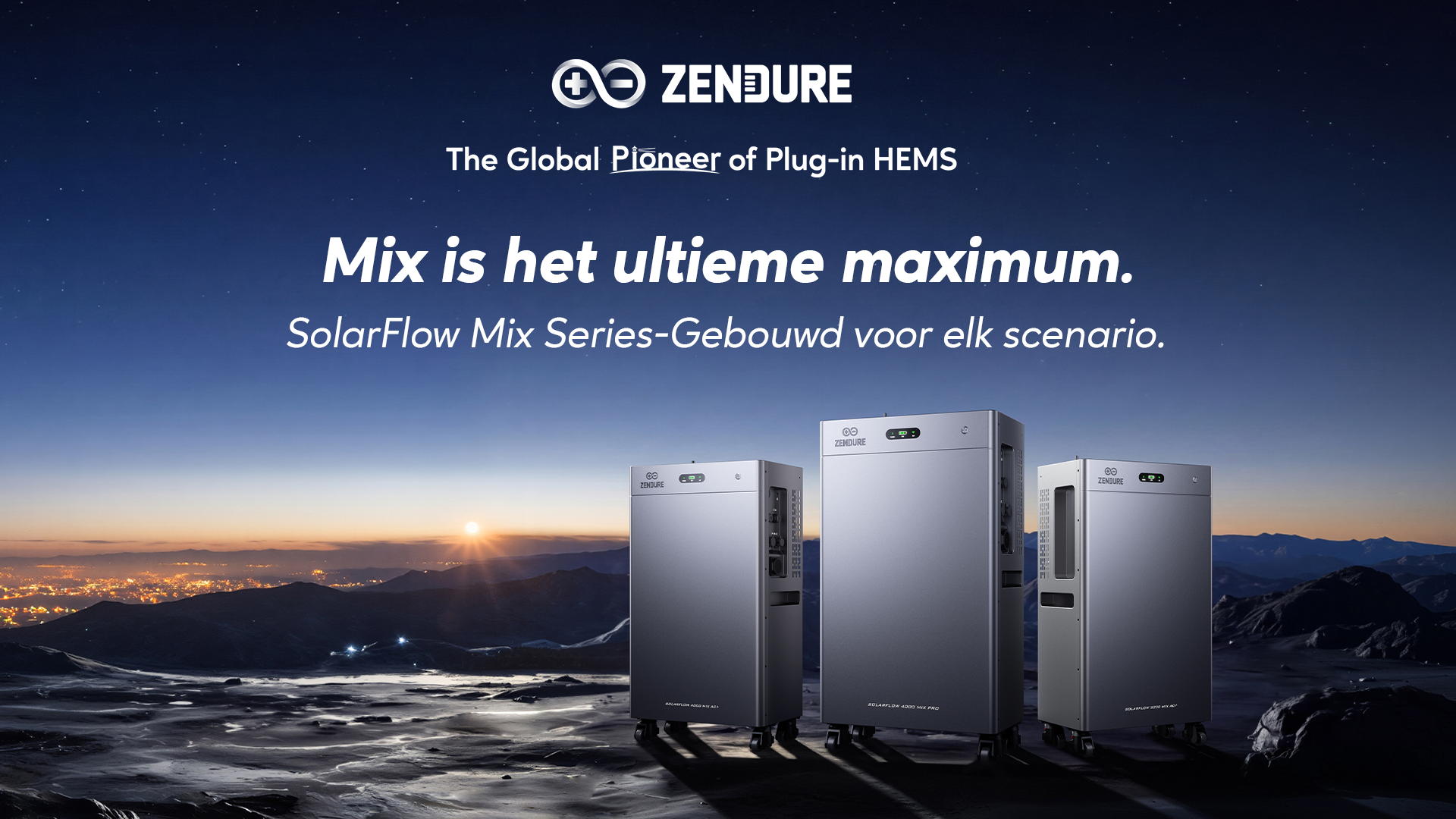 De drie modellen van de Zendure SolarFlow 4000 Mix series naast elkaar